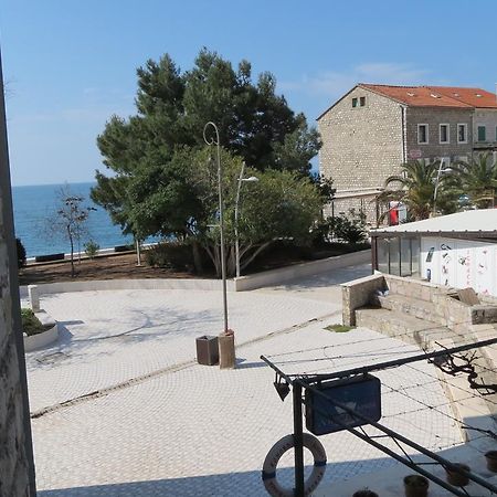 Oaza Hotel Petrovac Exterior foto