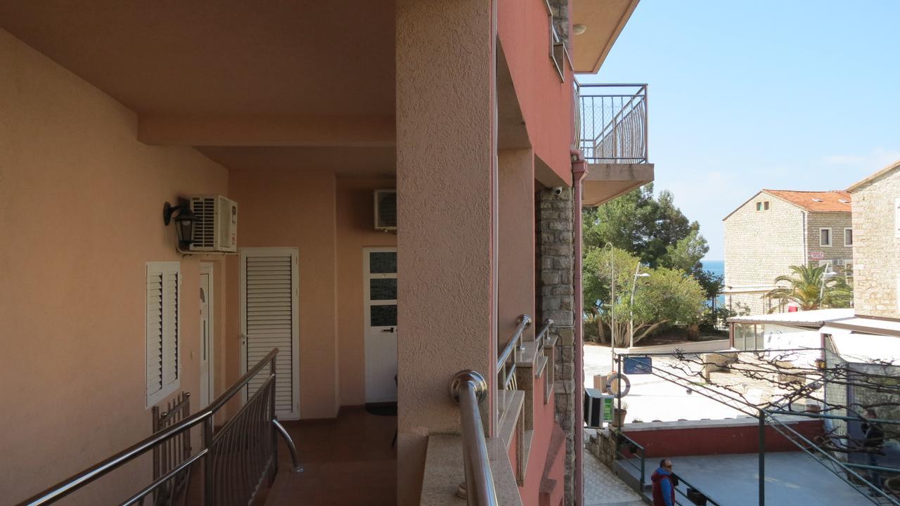 Oaza Hotel Petrovac Exterior foto
